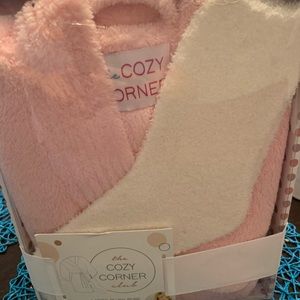 Cozy Fuzzy Pink Robe with sock set.